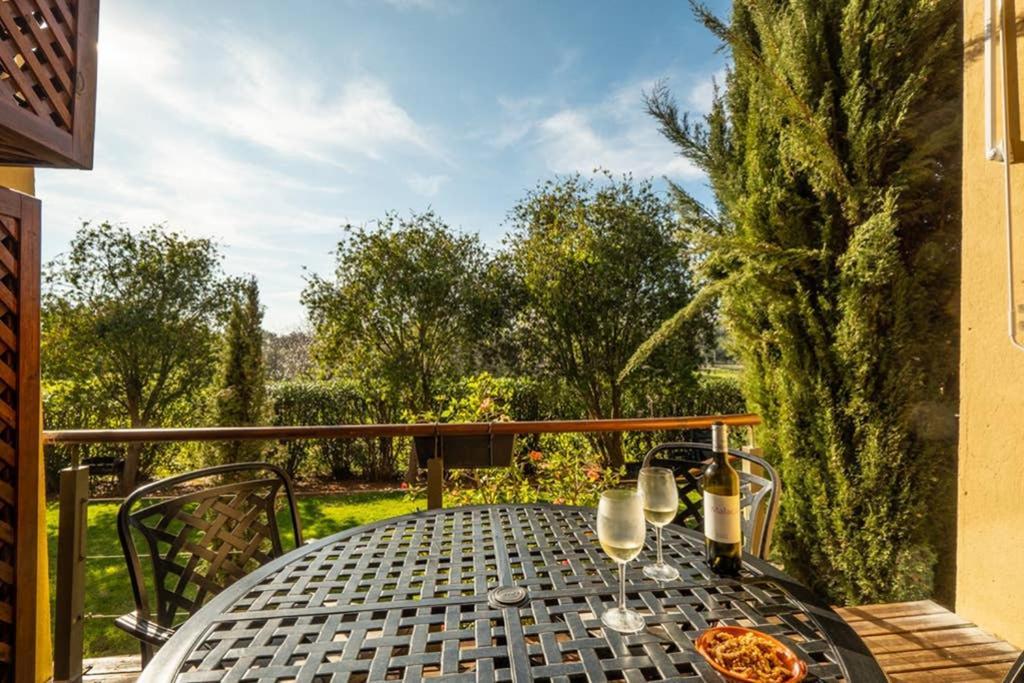 Country Chic Duplex In Algarve Apartment Pera Exterior photo
